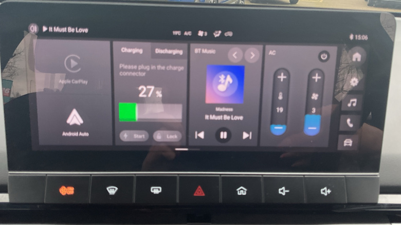 MG MG4 150kW SE EV Long Range 64kWh 5dr Auto Electric Hatchback